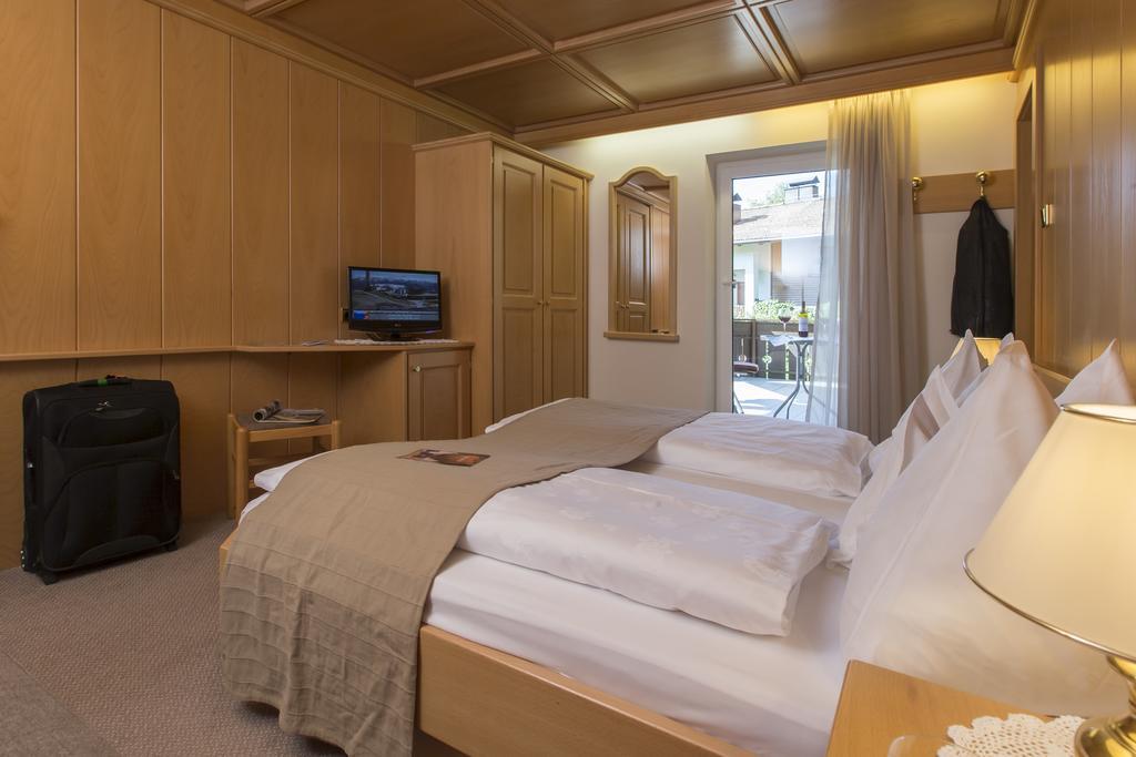 Hotel Burgfrieden Гайс Экстерьер фото