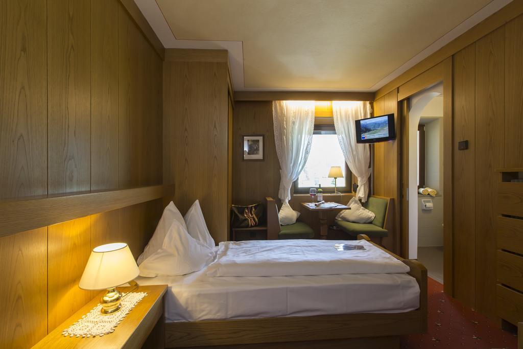 Hotel Burgfrieden Гайс Экстерьер фото