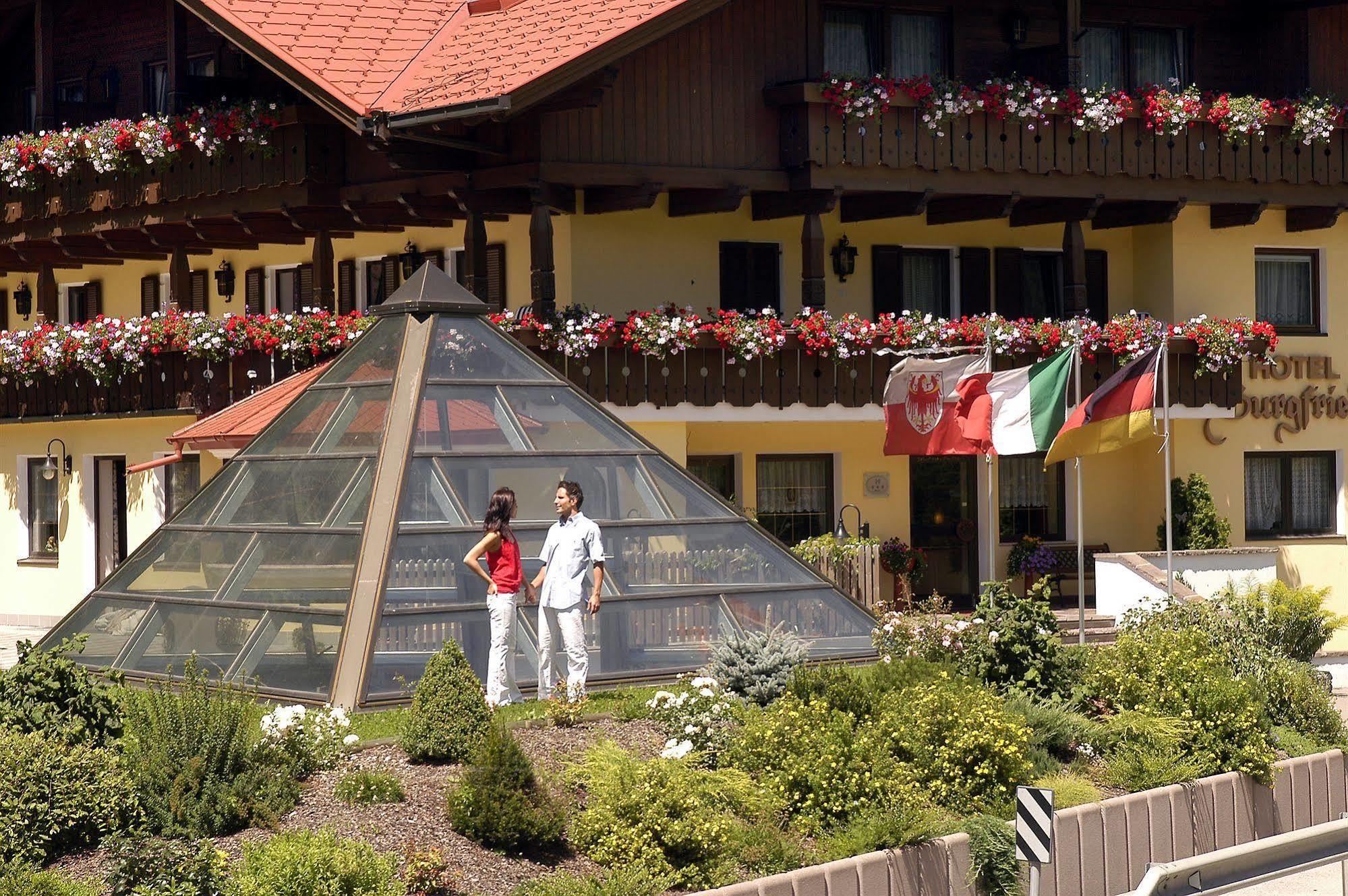 Hotel Burgfrieden Гайс Экстерьер фото