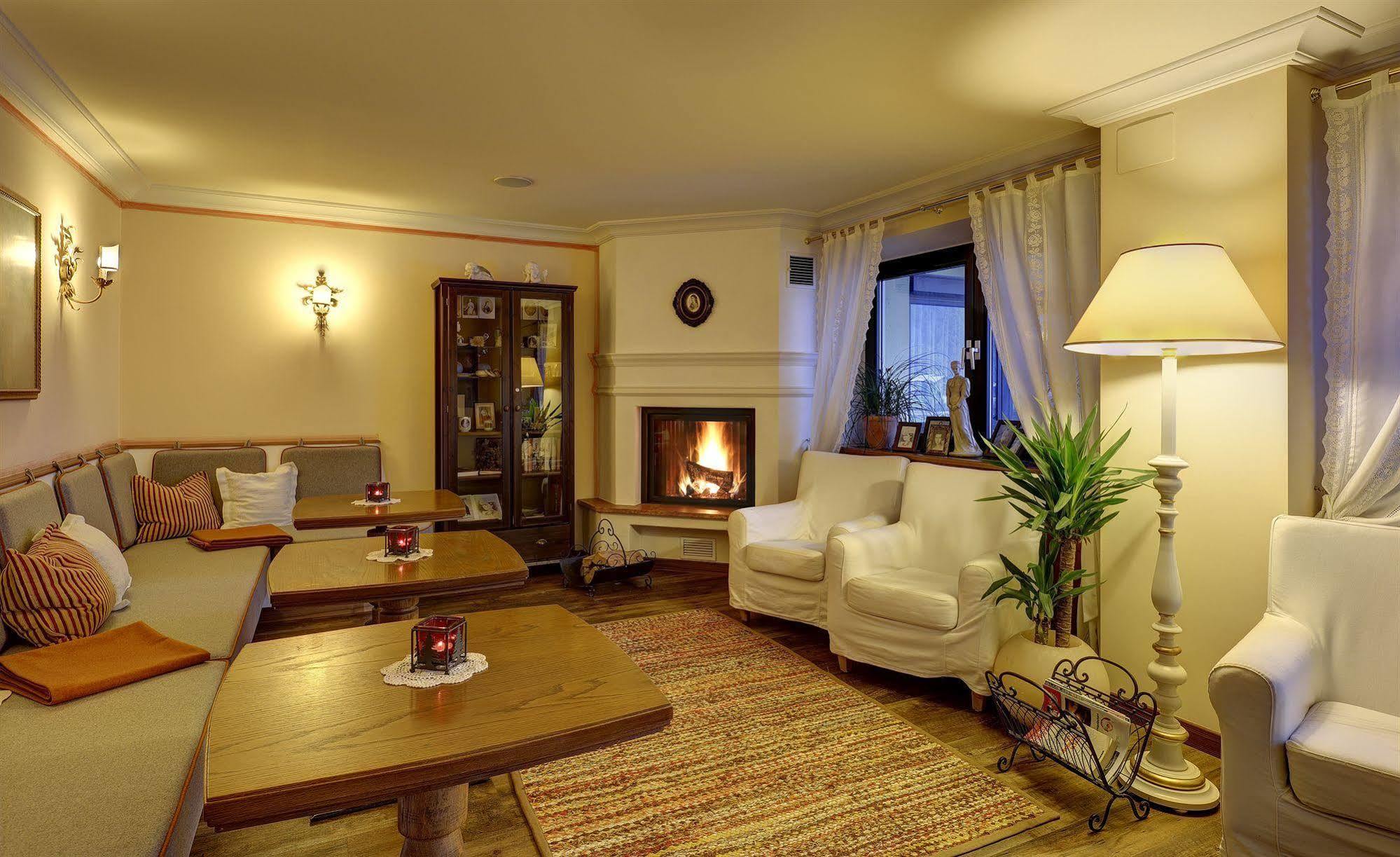 Hotel Burgfrieden Гайс Экстерьер фото